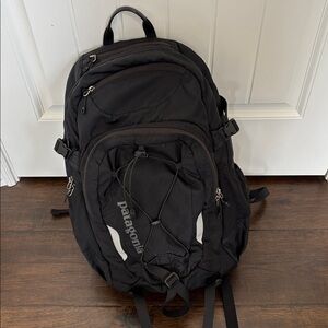 Patagonia Backpack Laptop Hiking Travel Daypack Logo Black Clean